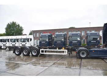 Félpótkocsi cserefelépítményes KRONE SDC