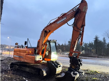Lánctalpas kotró Grävmaskin Doosan DX140LC: 3 kép. Lánctalpas kotró Grävmaskin Doosan DX140LC: 3 kép.