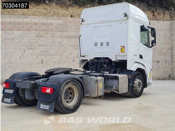 Nyergesvontató DAF XF 530 4X2 Retarder Hydraulik: 5 kép. Nyergesvontató DAF XF 530 4X2 Retarder Hydraulik: 5 kép.