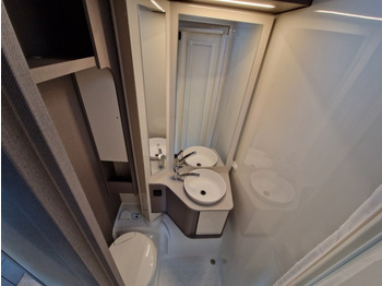 Új Félintegrált lakóautó Etrusco T 6.9 SB: 2 kép. Új Félintegrált lakóautó Etrusco T 6.9 SB: 2 kép.