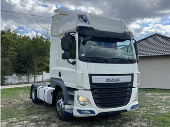 Nyergesvontató DAF CF 460