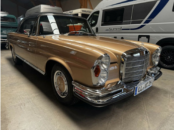 Autó MERCEDES-BENZ