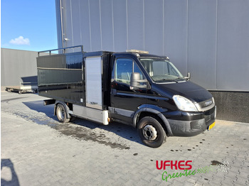 Billenőplatós kisteherautó IVECO Daily 70c17