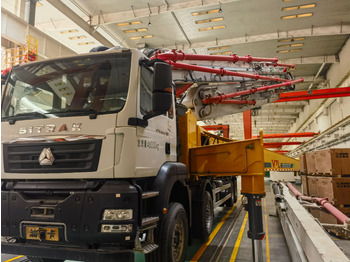 Betonpumpa XCMG Official 60m Concrete Pump Machine HB60V Used Concrete Pump Truck For Sale: 5 kép.