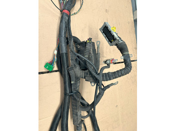 Kábel/ Kábelkorbácso DAF XF 106 J3B ENGINE WIRING HARNESS: 5 kép. Kábel/ Kábelkorbácso DAF XF 106 J3B ENGINE WIRING HARNESS: 5 kép.