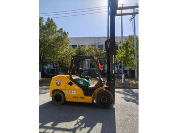 Dízel targonca KOMATSU