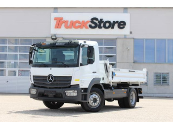 Billenőplatós teherautó MERCEDES-BENZ Atego 1324