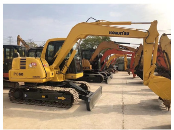 Minikotró 2020 Komatsu PC60: 2 kép.