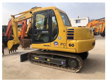 Minikotró 2020 Komatsu PC60: 4 kép.
