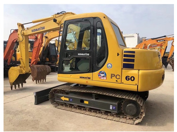 Minikotró 2020 Komatsu PC60: 5 kép.