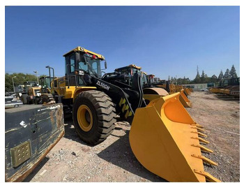 Gumikerekes homlokrakodó 2022 XCMG ZL50GN: 2 kép. Gumikerekes homlokrakodó 2022 XCMG ZL50GN: 2 kép.