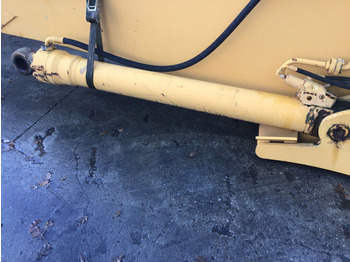 Hidraulikus henger LIEBHERR