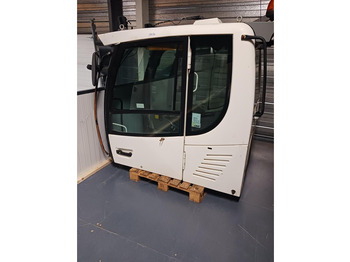 Fülke és belső tér LIEBHERR