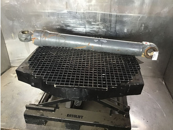 Hidraulikus henger LIEBHERR