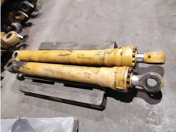 Hidraulikus henger LIEBHERR