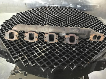 Motor és alkatrészek LIEBHERR