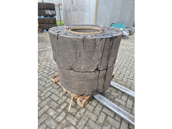 Gumiabroncsok és felnik LIEBHERR