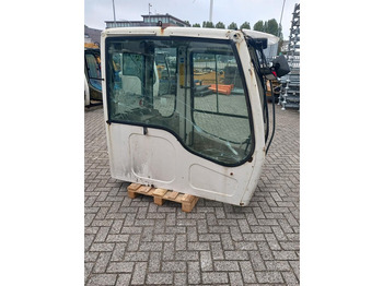 Fülke és belső tér LIEBHERR