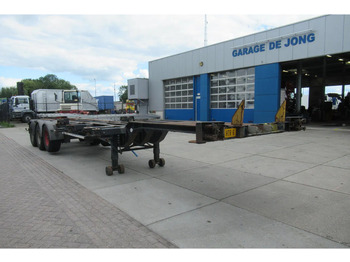 Félpótkocsi cserefelépítményes Renders Container Chassis / Extendable on rear / BPW + drum: 4 kép. Félpótkocsi cserefelépítményes Renders Container Chassis / Extendable on rear / BPW + drum: 4 kép.