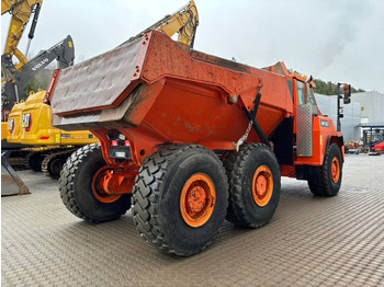 Csuklós dömper Doosan DA 30: 4 kép.