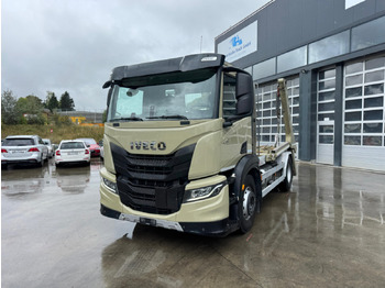 Konténerszállító IVECO S-WAY