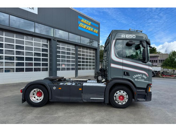 Nyergesvontató Scania R650 V8 4x2 Hydraulik: 4 kép.