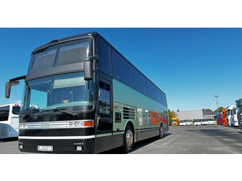 Távolsági busz VAN HOOL