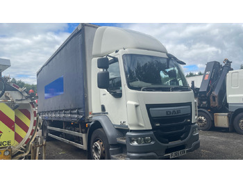 Ponyvás teherautó DAF LF 250