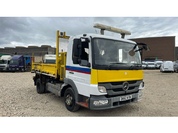 Billenőplatós teherautó MERCEDES-BENZ Atego 816
