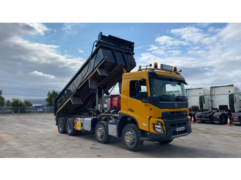 Billenőplatós teherautó VOLVO FMX