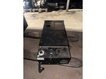 Fülke és belső tér - Teherautó DAF XF 460 Euro 6 Kühlschrank 2019771: 4 kép. Fülke és belső tér - Teherautó DAF XF 460 Euro 6 Kühlschrank 2019771: 4 kép.