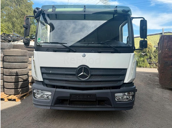 Karosszéria és külső MERCEDES-BENZ Atego