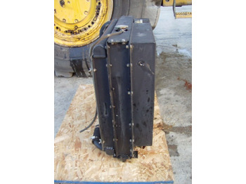 Radiátor - Építőipari gépek Caterpillar 317 NVA RADIATORE ACQUA: 3 kép.