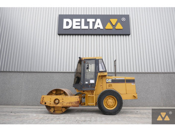Henger CATERPILLAR
