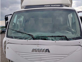 Ponyvás teherautó Avia D90, EURO 3, SIDES, HYDRAULIC FRONT: 4 kép.