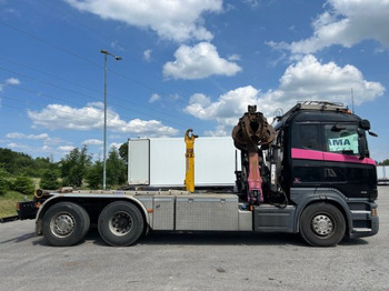 Horgos rakodó teherautó, Darus autó Scania R580 6x2, Schrottkran, E6, Lenk-Lift-Achse: 4 kép.