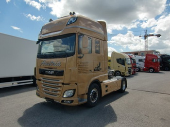 Nyergesvontató DAF XF 530