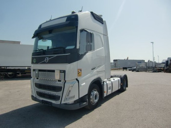 Nyergesvontató VOLVO FH 500
