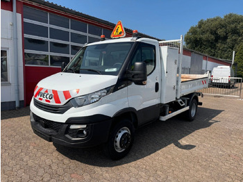 Billenőplatós kisteherautó IVECO Daily 70c18