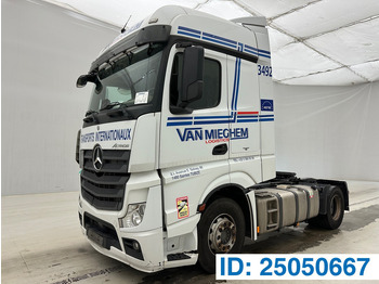 Nyergesvontató MERCEDES-BENZ Actros 1842