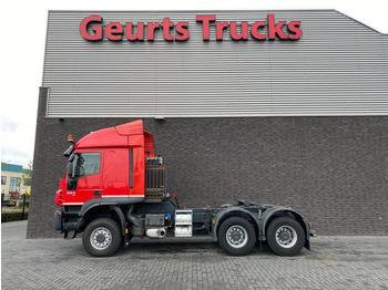 Nyergesvontató IVECO Trakker