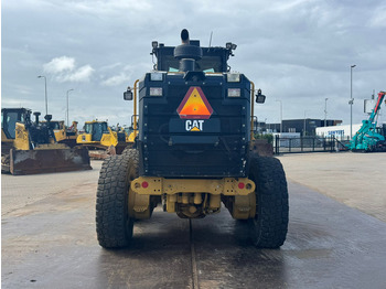 Gréder Caterpillar 140M2 AWD: 4 kép.