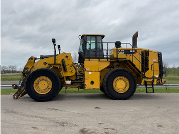 Gumikerekes homlokrakodó CATERPILLAR 988K