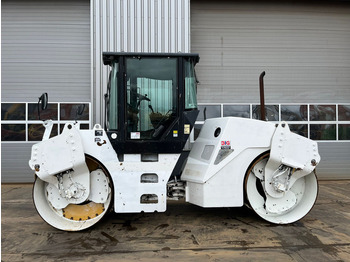 Henger CATERPILLAR CB534D