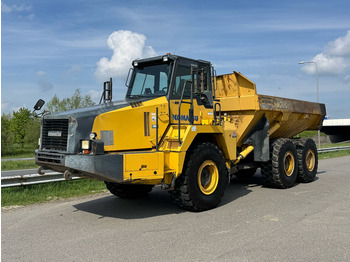 Csuklós dömper KOMATSU HM300