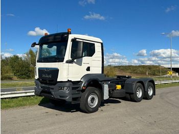 Nyergesvontató MAN TGS 33.400