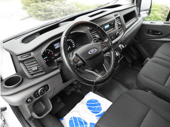 Furgon, Duplakabinos kisteherautó Ford TRANSIT KASTENWAGEN DOPPELKABINE 6 SITZE: 2 kép.