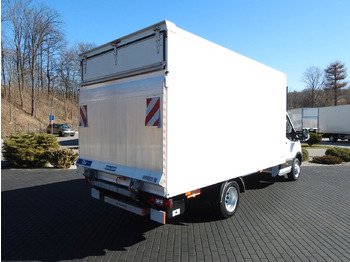 Új Dobozos kisteherautó Ford TRANSIT  KOFFER AUFZUG 8 PALETTEN ZWILLINGSRÄDER: 3 kép.