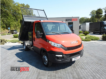 Billenőplatós kisteherautó IVECO Daily 35c13