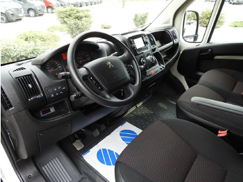 Hűtős kisteherautó PEUGEOT BOXER REFRIGERATOR VAN 0*C CRUISE CONTROL NAVIGATION AIR CONDITIONING 135HP: 2 kép. Hűtős kisteherautó PEUGEOT BOXER REFRIGERATOR VAN 0*C CRUISE CONTROL NAVIGATION AIR CONDITIONING 135HP: 2 kép.